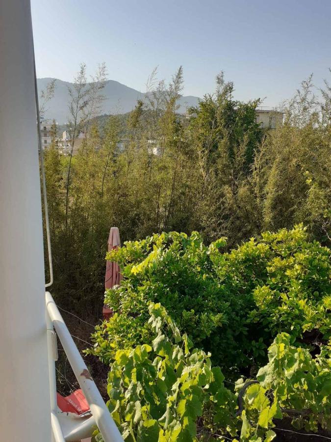 Gezos Apartment Himara Zewnętrze zdjęcie