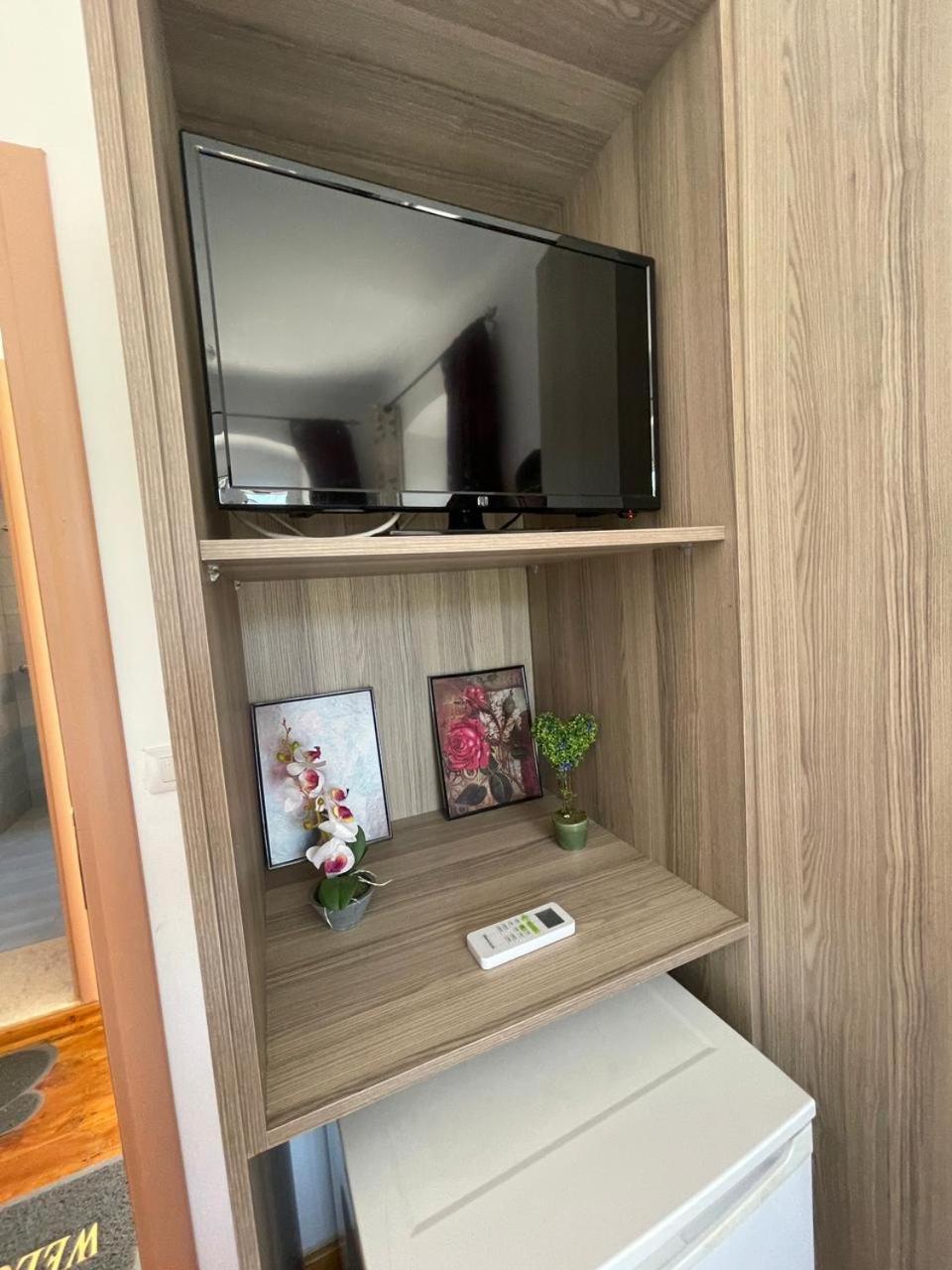 Gezos Apartment Himara Zewnętrze zdjęcie