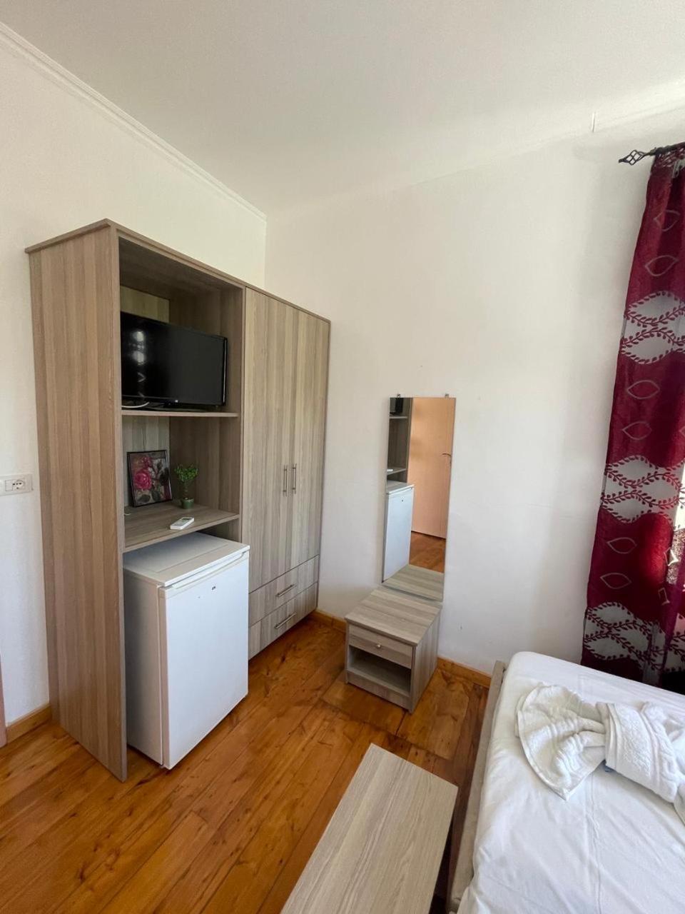 Gezos Apartment Himara Zewnętrze zdjęcie