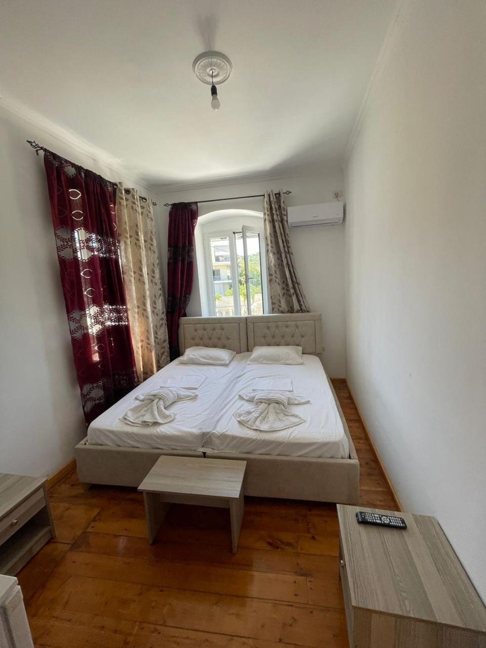 Gezos Apartment Himara Zewnętrze zdjęcie